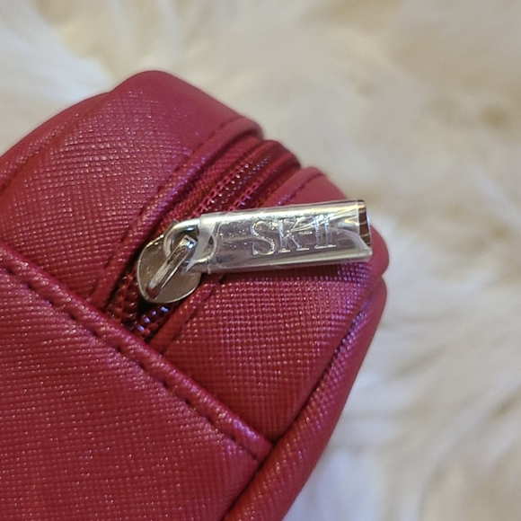 ⭕️5/$25⭕️ Like New! SK-11 Cosmetic Pouch - Picture 8 of 12